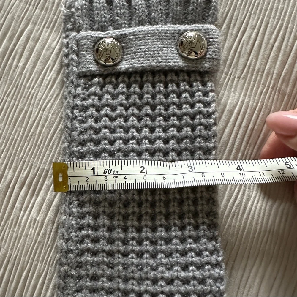 Michael Michael Kors Gray Fingerless Cable Knit Gloves NWOT